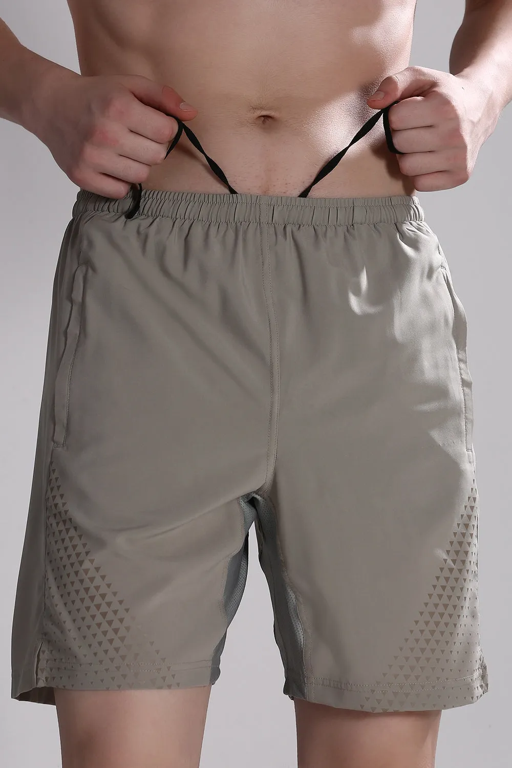 Men's 8" Quest Dynamic Shorts