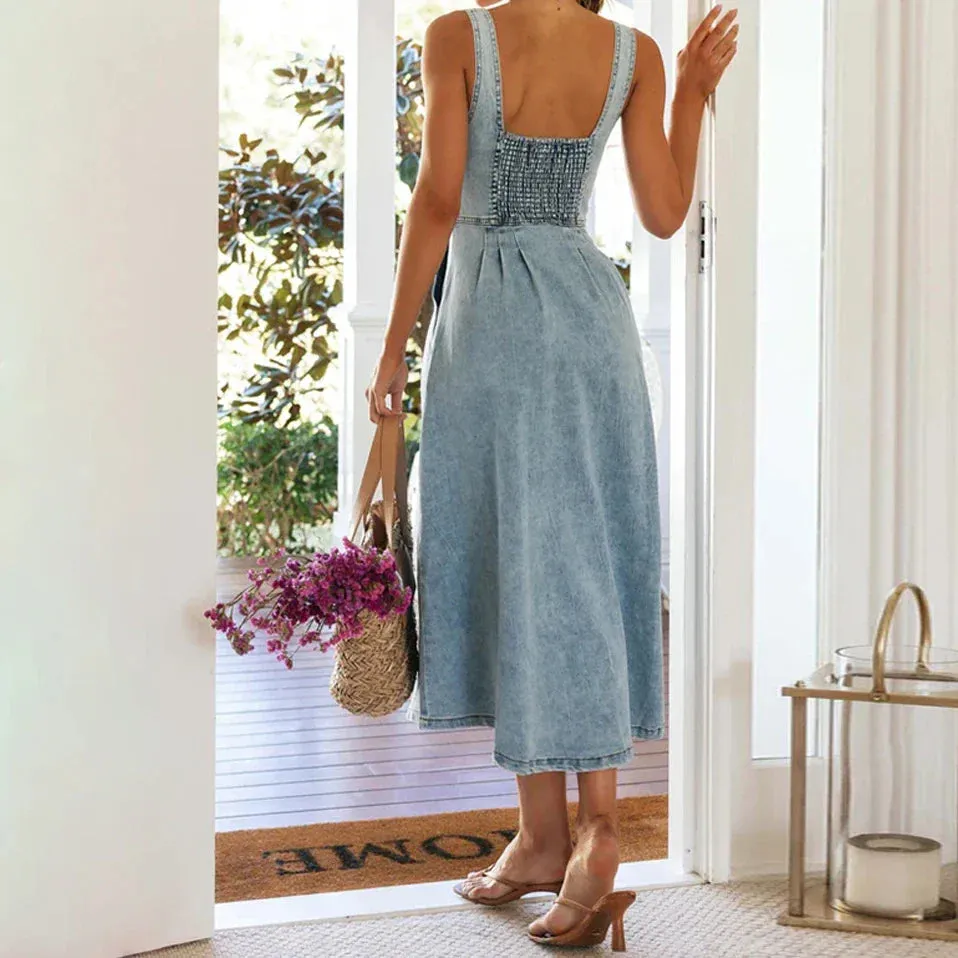 Summer Essentials Sweetheart Midi Dress in Denim